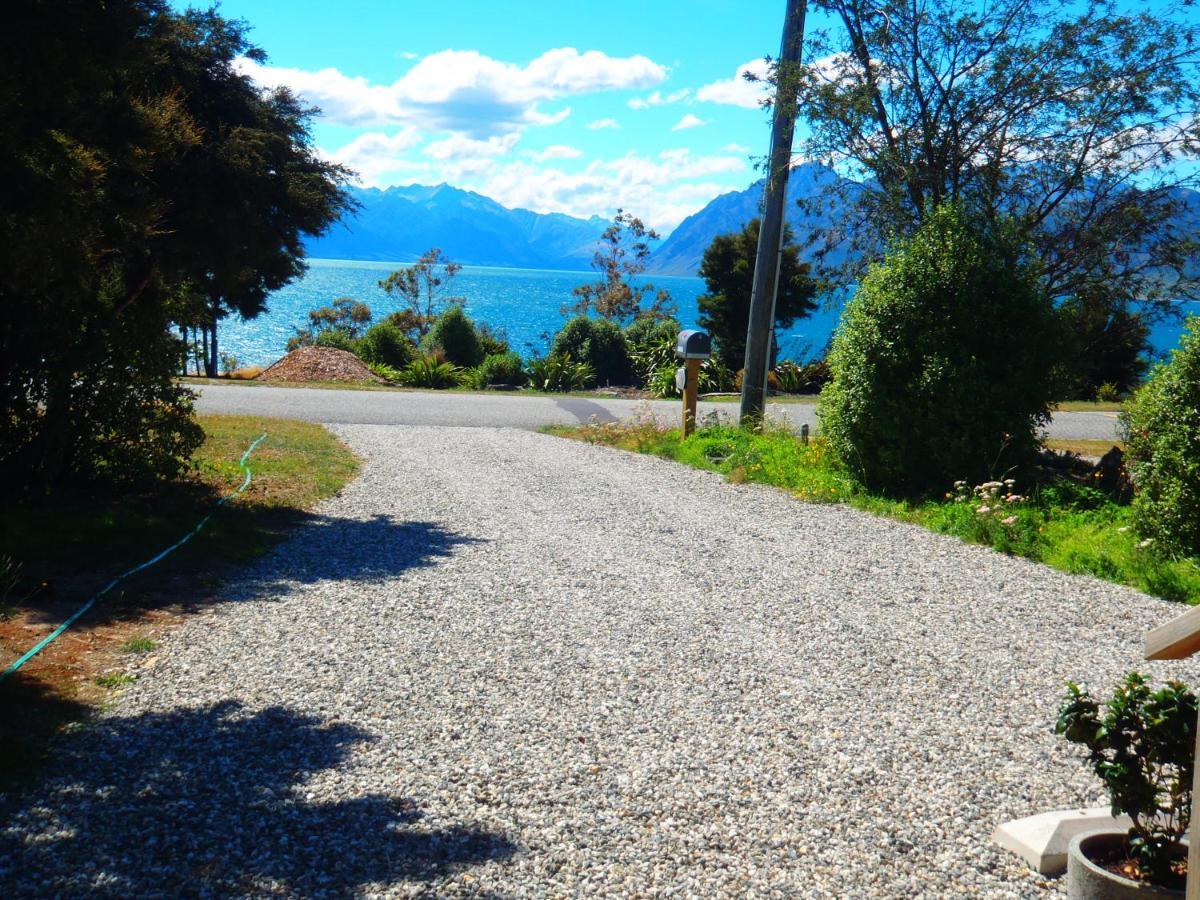 Lakefront Fantail Cottage Lake Hawea, Wanaka Esterno foto