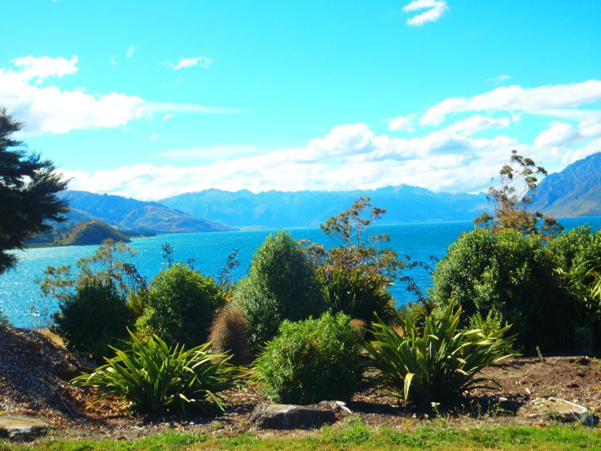 Lakefront Fantail Cottage Lake Hawea, Wanaka Esterno foto